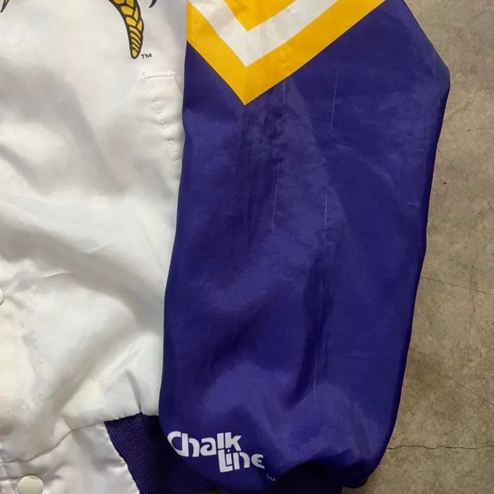 Size Small Men Vintage Minnesota Vikings NFL Fanimation Jacket